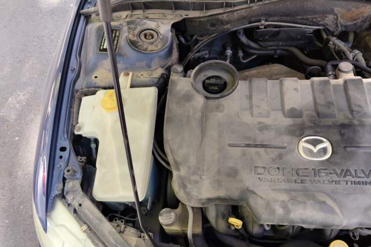 Used Mazda 6 2004 2.3L Automatic Luxury Version Engine Bay Right