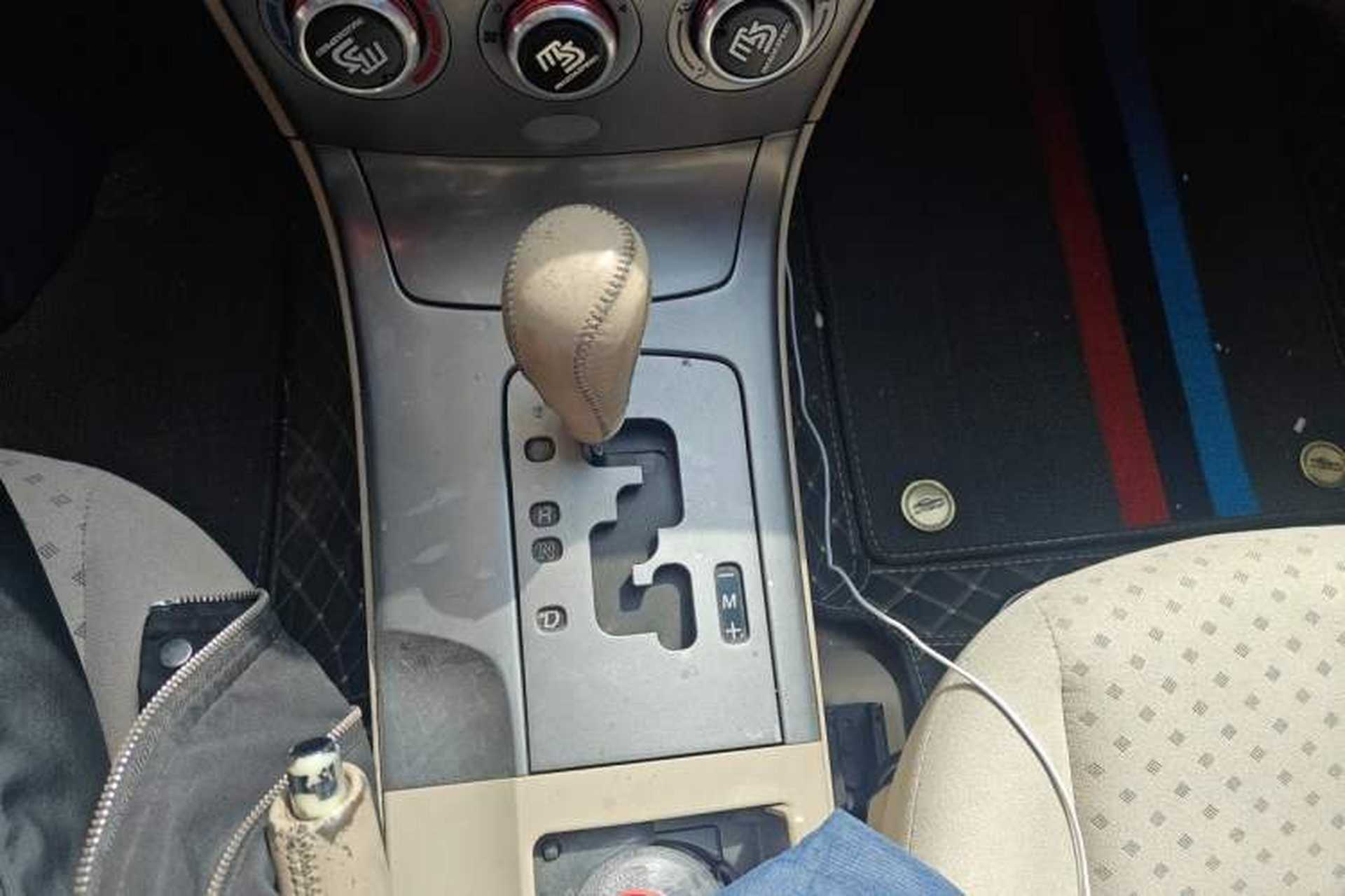 Used Mazda 6 2004 2.3L Automatic Tech Edition Gear Lever