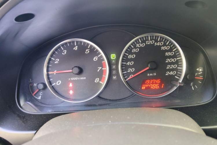Used Mazda 6 2004 2.3L Automatic Luxury Version Instrument Cluster