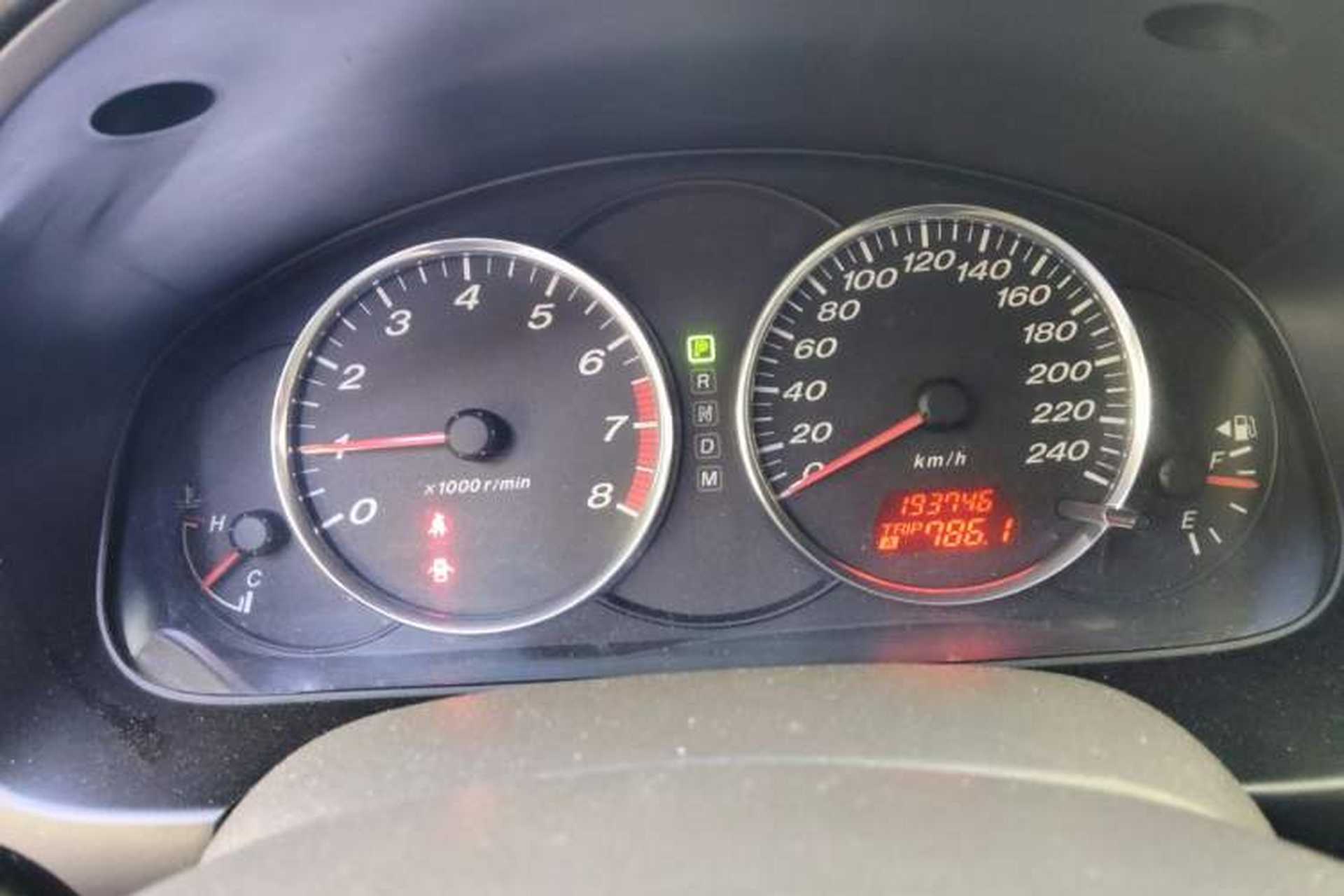 Used Mazda 6 2004 2.3L Automatic Luxury Version Instrument Cluster