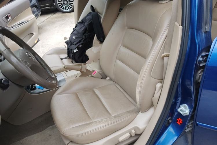 Used Mazda 6 2004 2.3L Automatic Luxury Version Left Front Seat
