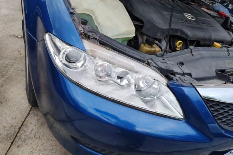 Used Mazda 6 2004 2.3L Automatic Luxury Version Right Front Headlight