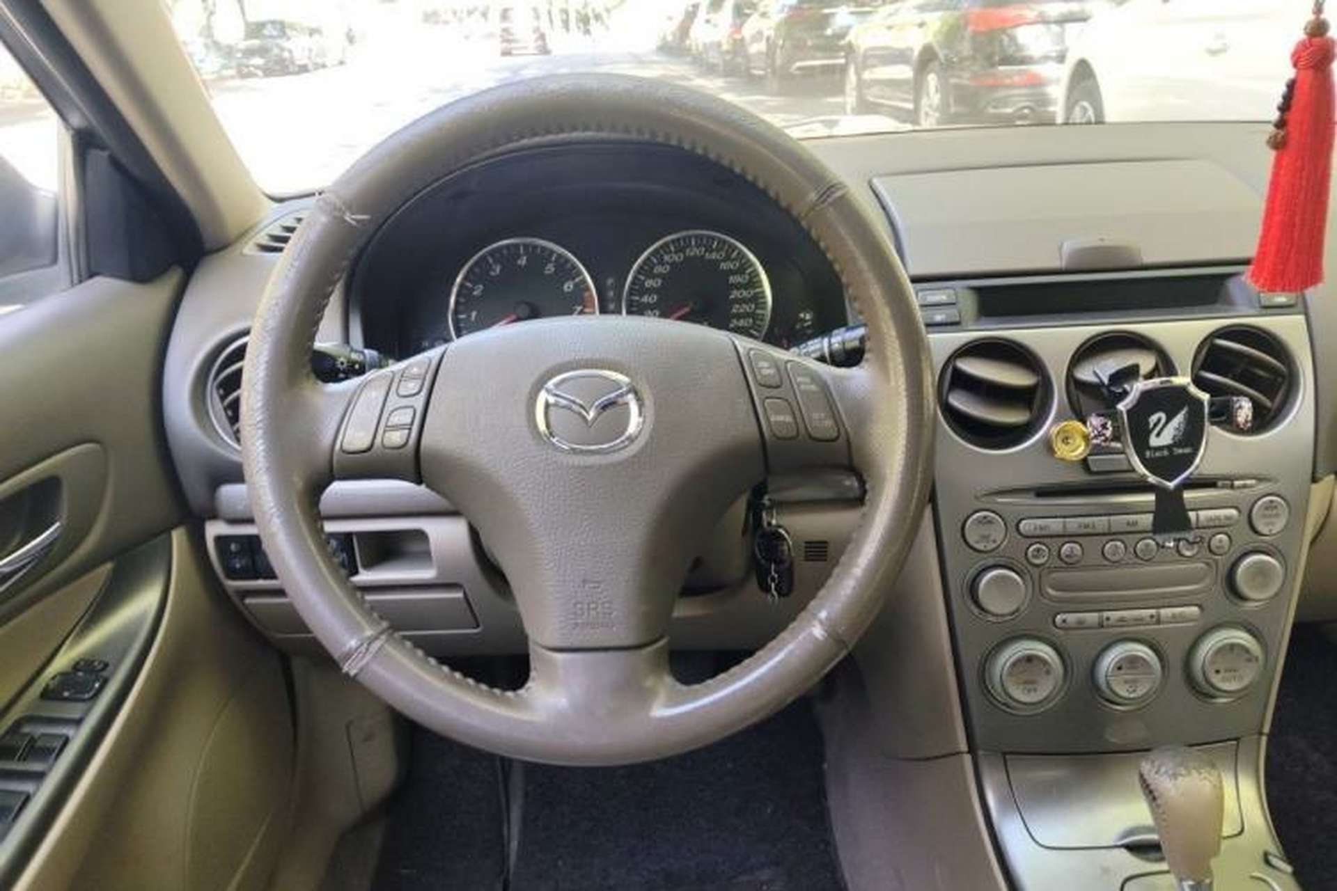 Used Mazda 6 2004 2.3L Automatic Luxury Version Steering Wheel