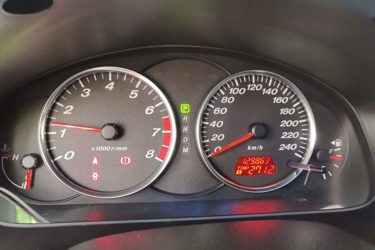 Used Mazda 6 2004 2.3L Automatic Luxury Version Instrument Cluster