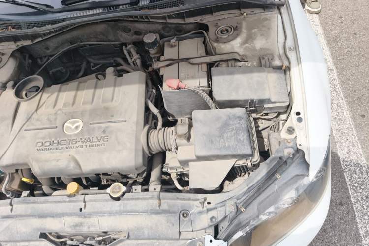 Used Mazda 6 2004 2.0L Automatic Luxury Version Engine Bay Left