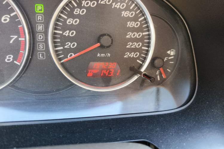 Used Mazda 6 2004 2.0L Automatic Luxury Version Odometer Close Up