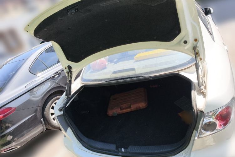 Used Mazda 6 2004 2.0L Automatic Luxury Version Trunk