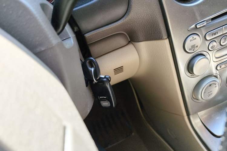 Used Mazda 6 2004 2.0L Automatic Luxury Version Vehicle Key