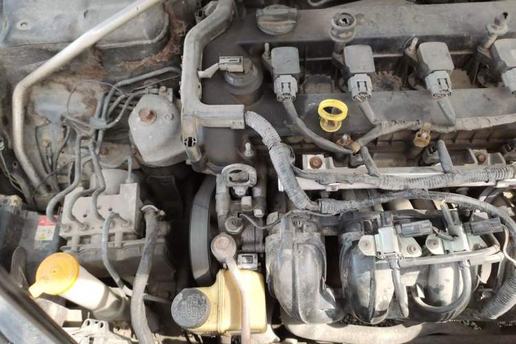 Used Mazda 6 2006 2.3L Automatic Luxury Version Engine Bay Right