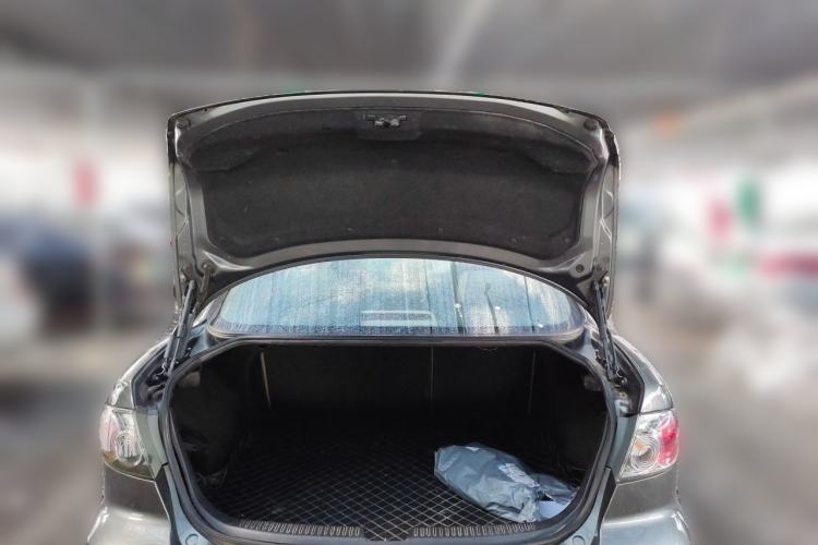 Used Mazda 6 2006 2.3L Automatic Luxury Version Trunk