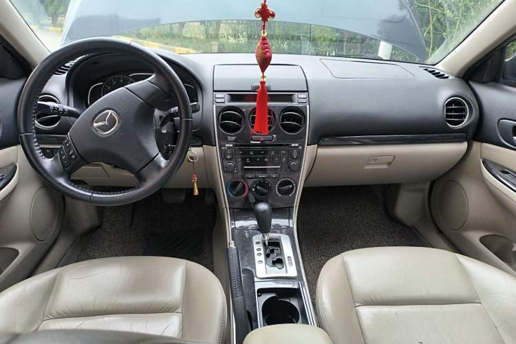 Used Mazda 6 2007 2.0L Automatic Luxury Version Center Console