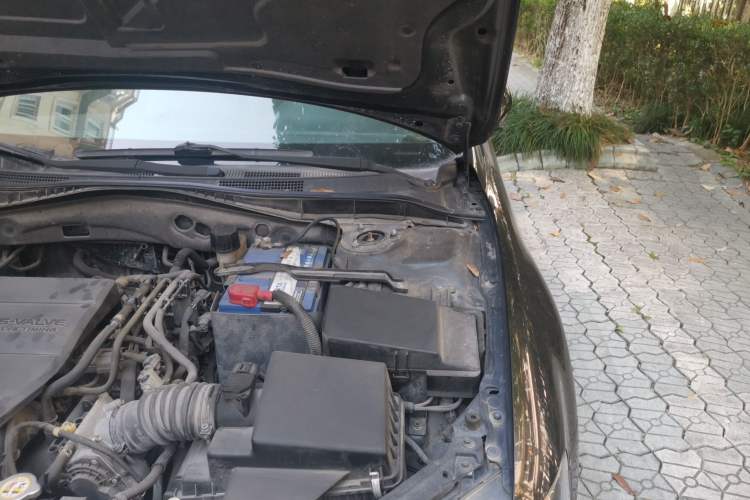 Used Mazda 6 2007 2.0L Automatic Luxury Version Engine Bay Left