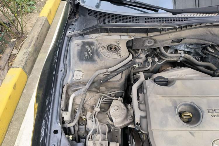 Used Mazda 6 2007 2.0L Automatic Luxury Version Engine Bay Right