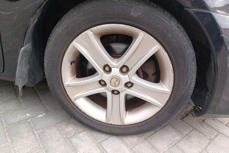 Used Mazda 6 2007 2.0L Manual Transmission Right Front Wheel Hub
