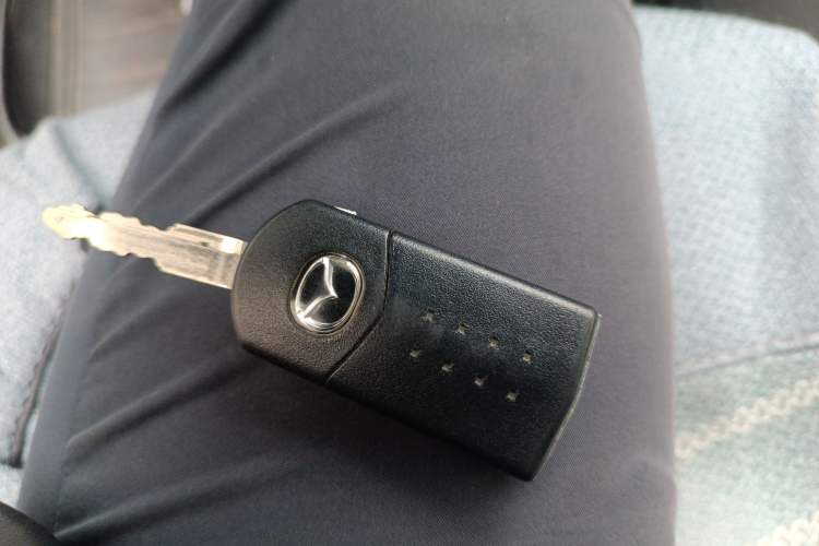 Used Mazda 6 2007 2.0L Manual Transmission Vehicle Key