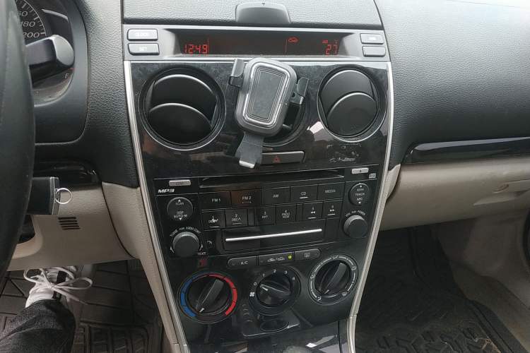 Used Mazda 6 2007 2.0L Automatic Luxury Version Audio And AC Panel