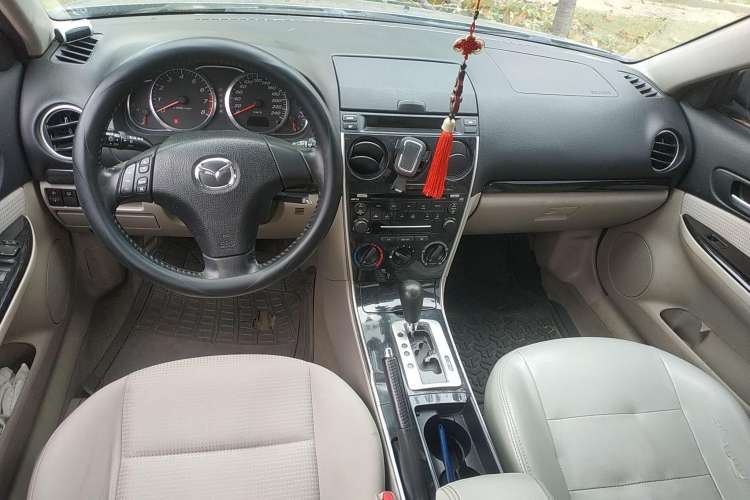 Used Mazda 6 2007 2.0L Automatic Luxury Version Center Console