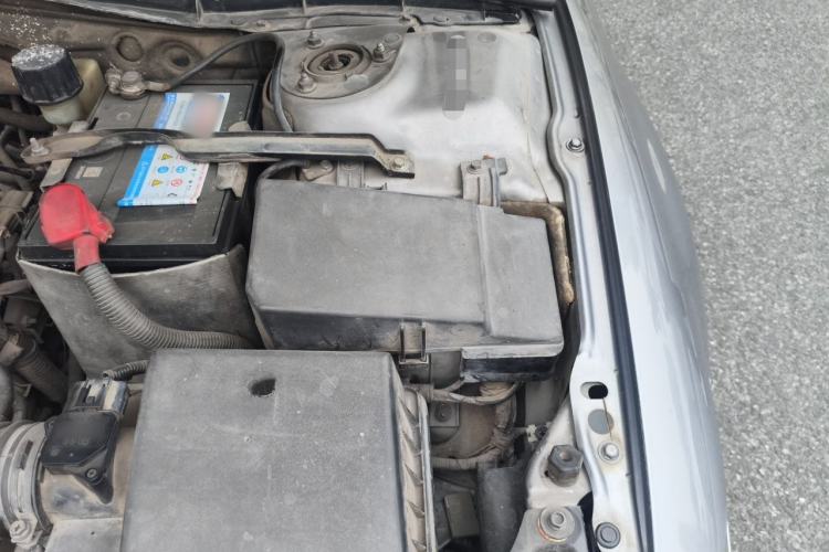 Used Mazda 6 2007 2.0L Automatic Luxury Version Engine Bay Left