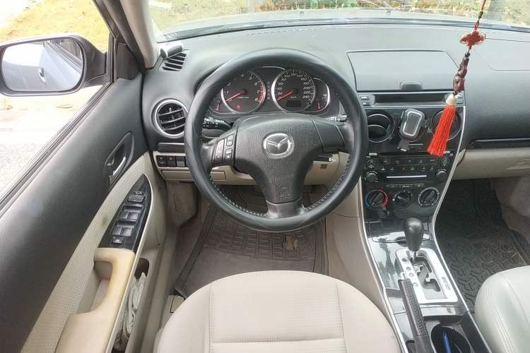Used Mazda 6 2007 2.0L Automatic Luxury Version Steering Wheel