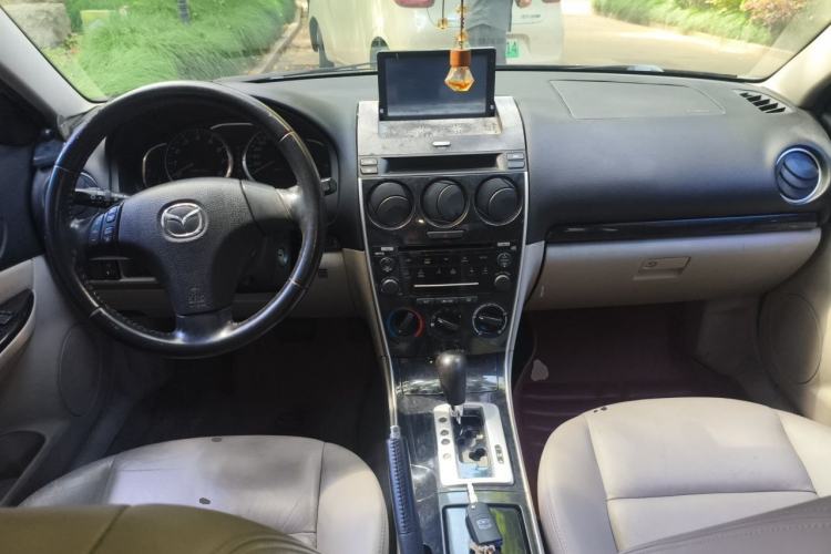 Used Mazda 6 2007 2.0L Automatic Luxury Version Center Console