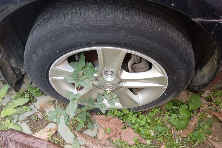 Used Mazda 6 2007 2.0L Manual Transmission Right Front Wheel Hub