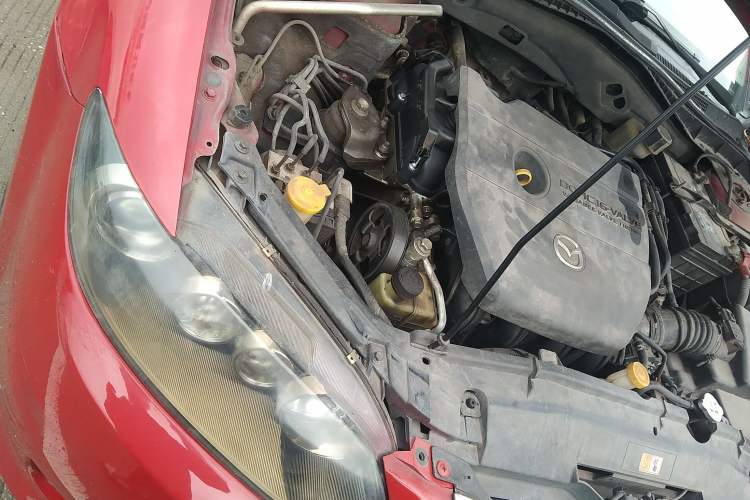 Used Mazda 6 2007 2.0L Automatic Ultra-Luxury Version Engine Bay Right