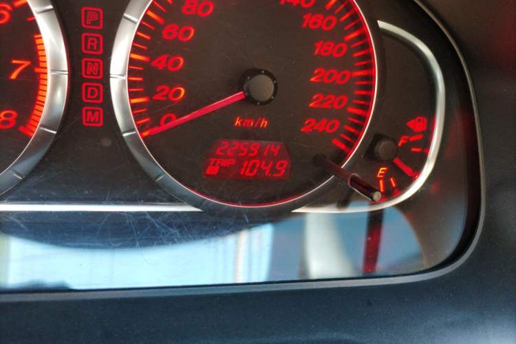 Used Mazda 6 2007 2.0L Automatic Ultra-Luxury Version Odometer Close Up