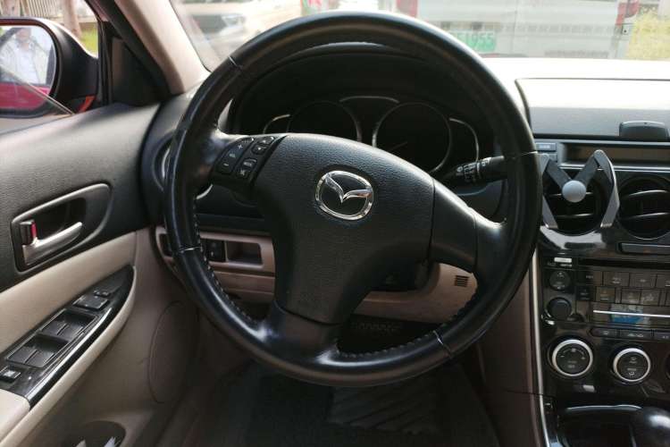 Used Mazda 6 2007 2.0L Automatic Ultra-Luxury Version Steering Wheel