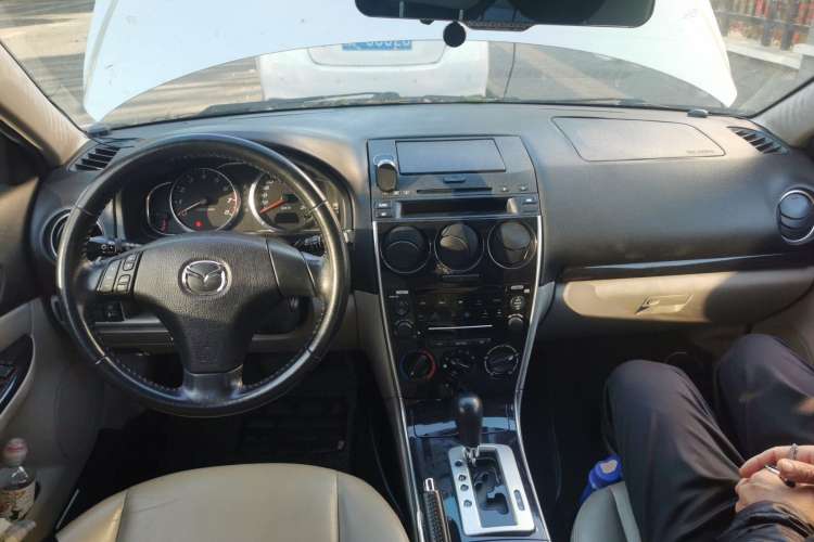 Used Mazda 6 2007 2.0L Automatic Luxury Version Center Console