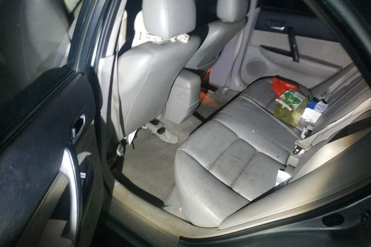 Used Mazda 6 2007 2.0L Automatic Ultra-Luxury Version Left Rear Seat