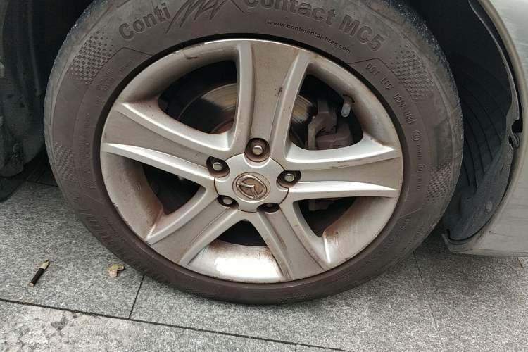 Used Mazda 6 2007 2.0L Manual Transmission Right Front Wheel Hub