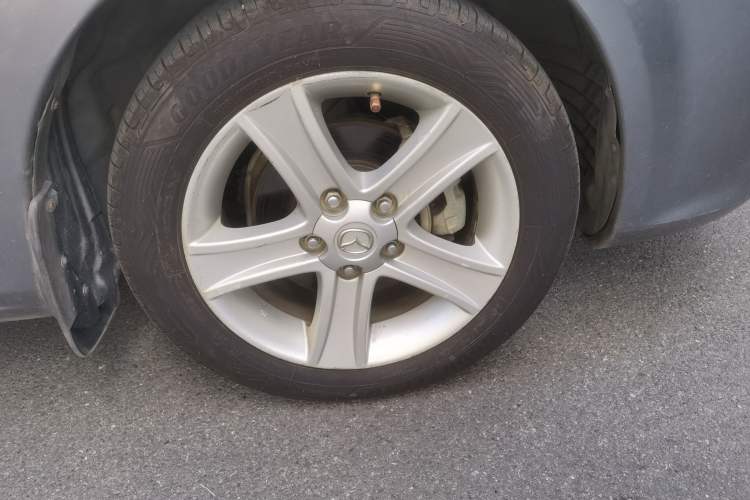 Used Mazda 6 2007 2.0L Manual Transmission Right Front Wheel Hub