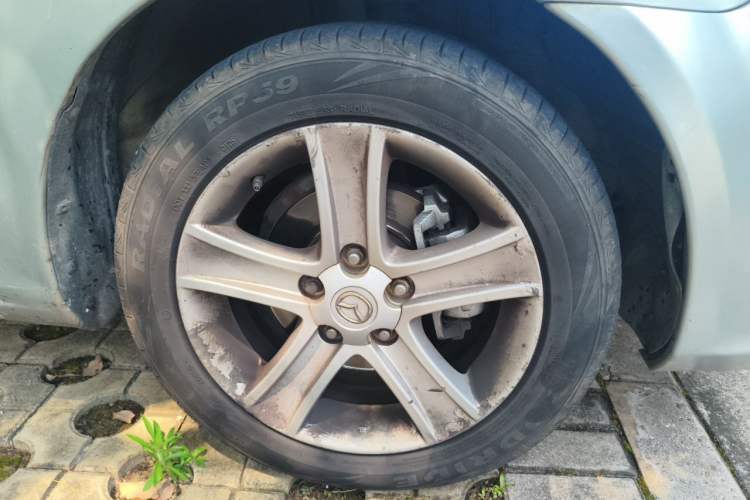 Used Mazda 6 2007 2.3L Automatic Flagship Edition Right Front Wheel Hub