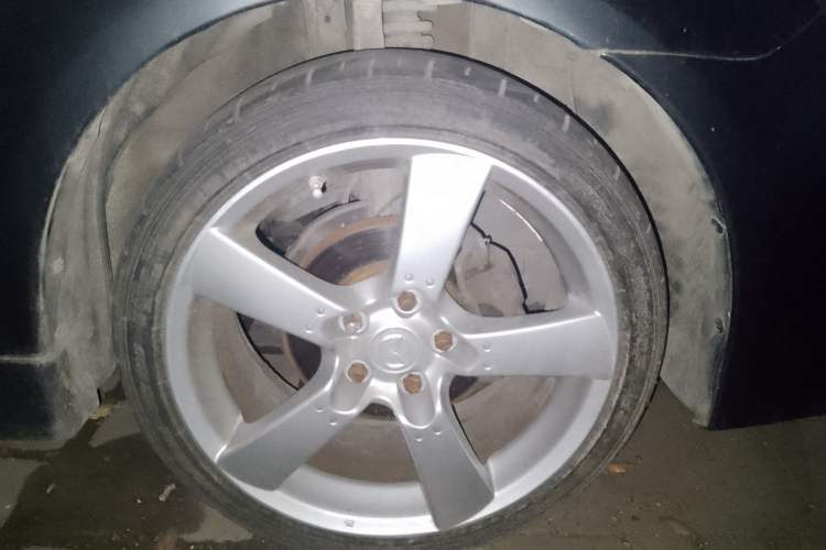 Used Mazda 6 2007 Coupe 2.3L Automatic Model Right Front Wheel Hub