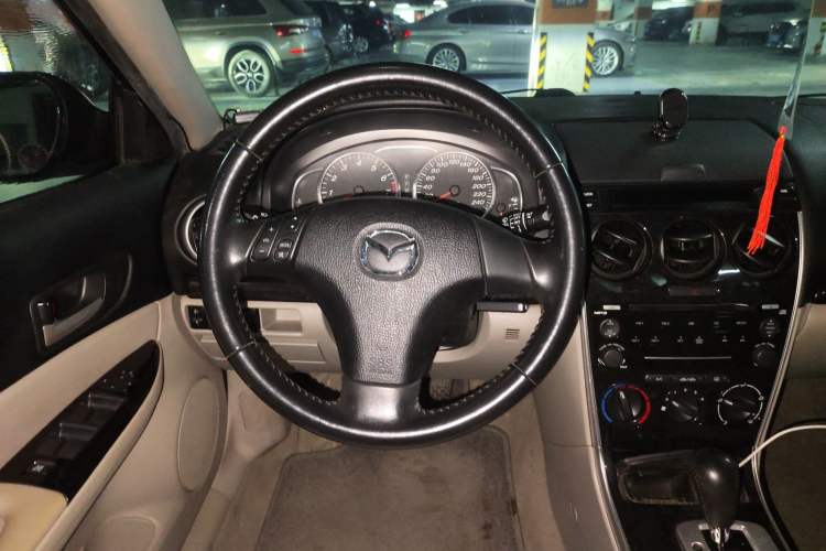 Used Mazda 6 2007 2.0L Automatic Luxury Version Steering Wheel
