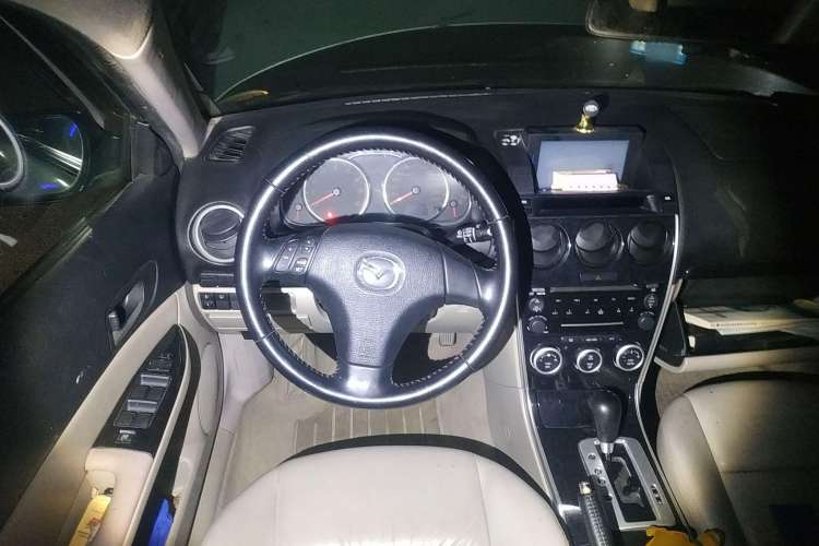 Used Mazda 6 2007 2.0L Automatic Ultra-Luxury Version Steering Wheel