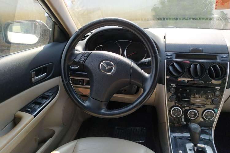 Used Mazda 6 2007 2.0L Automatic Ultra-Luxury Version Steering Wheel