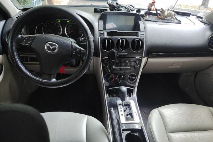 Used Mazda 6 2008 2.0L Automatic Fashion Edition Center Console