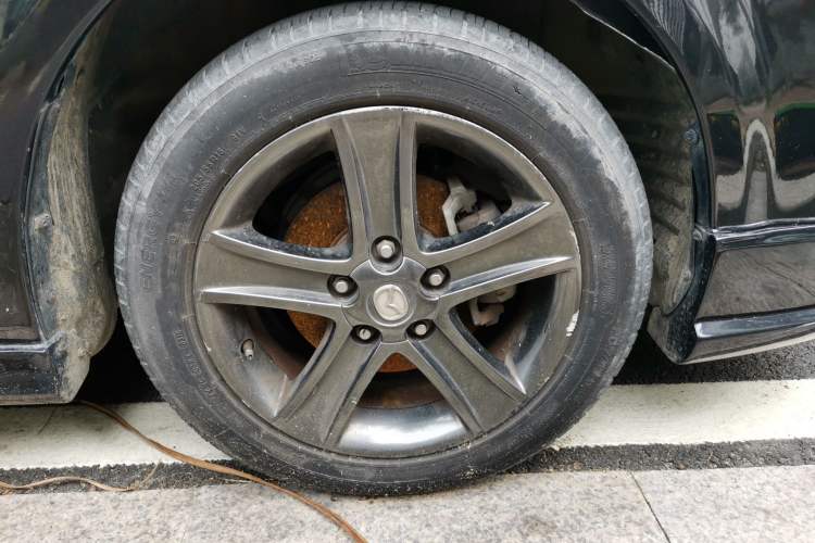 Used Mazda 6 2008 2.0L Automatic Fashion Edition Right Front Wheel Hub