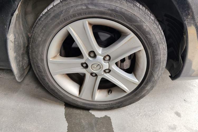 Used Mazda 6 2008 2.0L Automatic Fashion Edition Right Front Wheel Hub