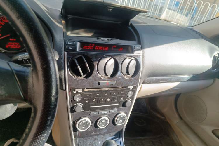 Used Mazda 6 2008 2.0L Automatic Fashion Edition Audio And AC Panel