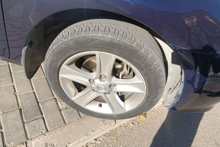 Used Mazda 6 2008 2.0L Automatic Fashion Edition Right Front Wheel Hub
