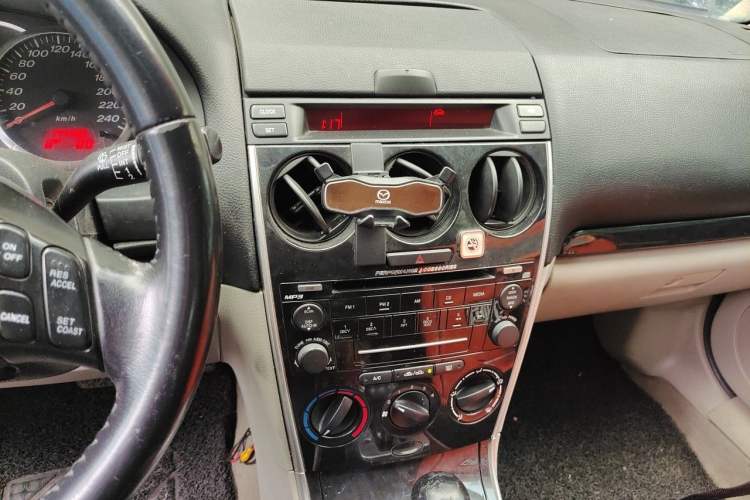 Used Mazda 6 2008 2.0L Automatic Fashion Edition Audio And AC Panel