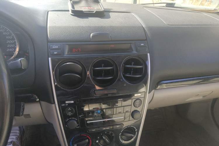 Used Mazda 6 2008 2.0L Automatic Fashion Edition Audio And AC Panel
