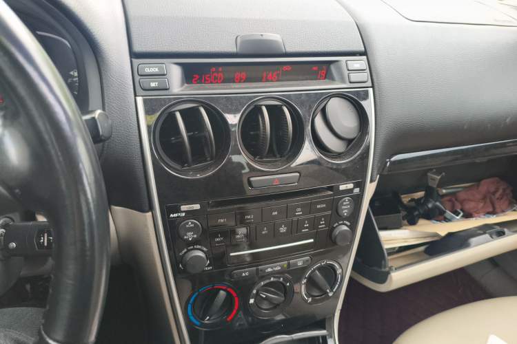 Used Mazda 6 2008 2.0L Automatic Fashion Edition Audio And AC Panel