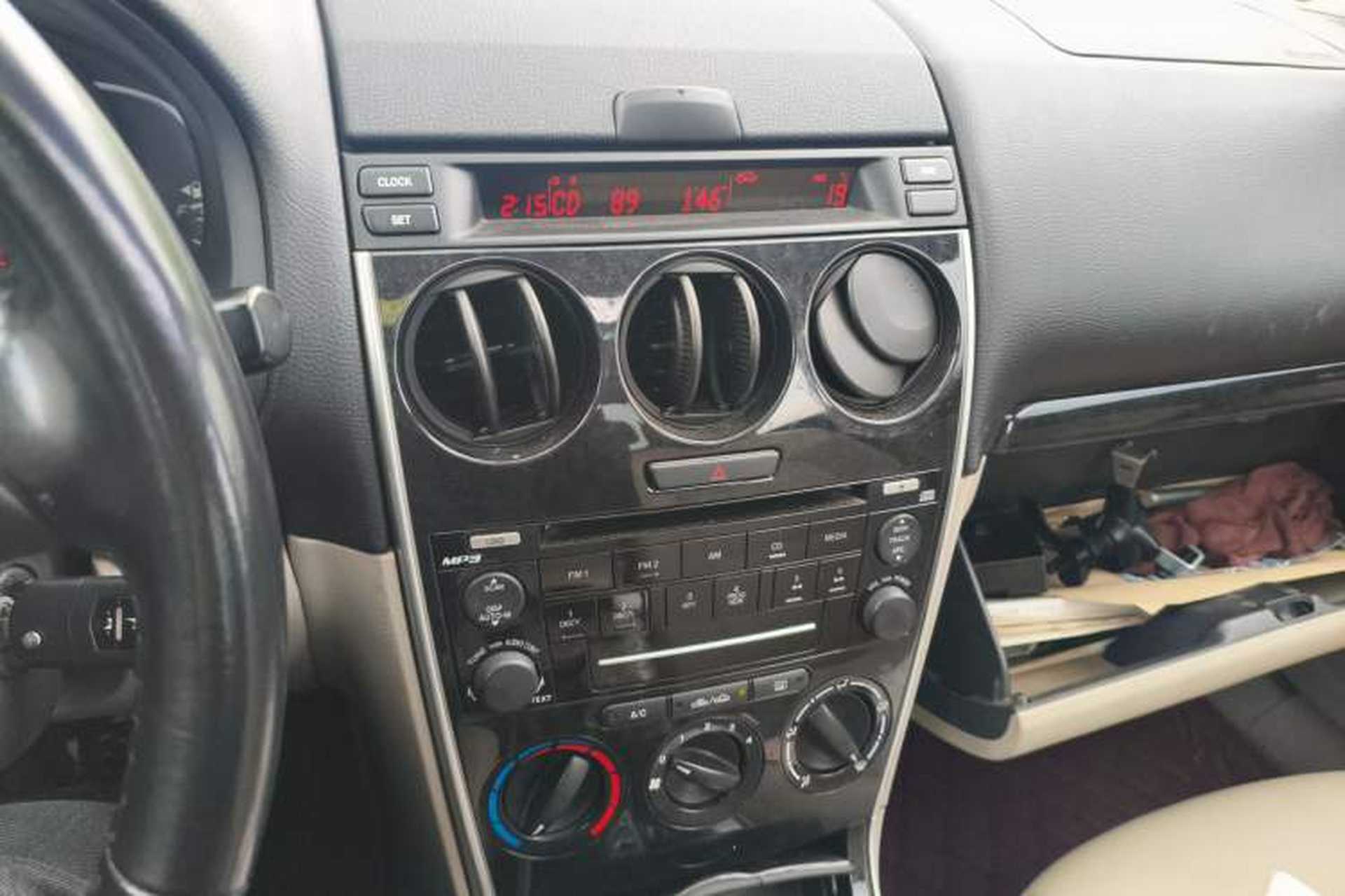 Used Mazda 6 2008 2.0L Automatic Fashion Edition Audio And AC Panel