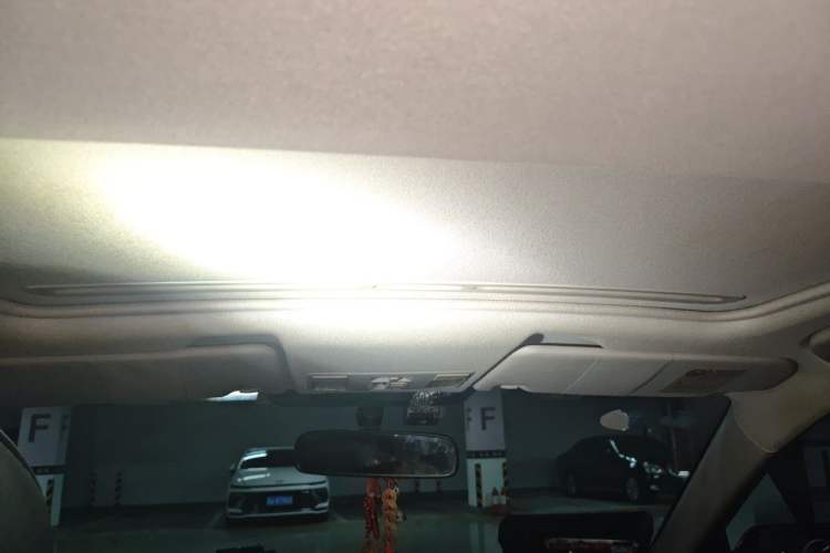 Used Mazda 6 2008 2.0L Automatic Fashion Edition Headliner