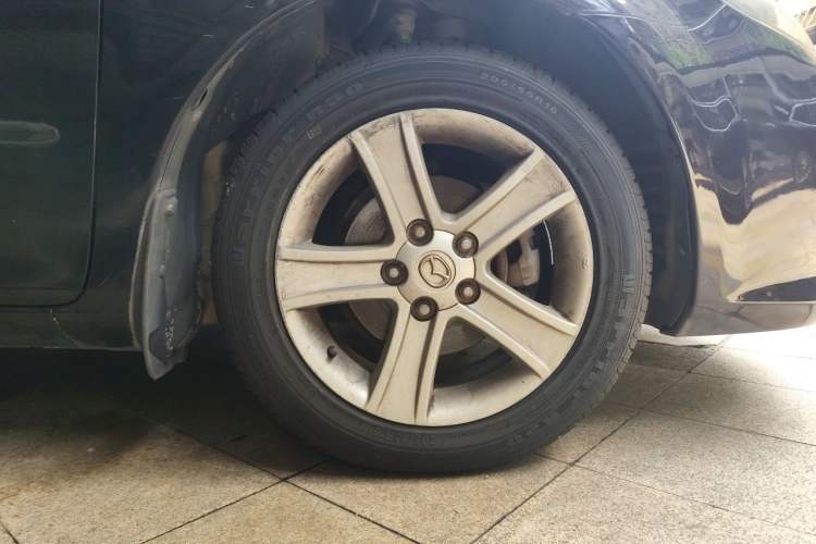 Used Mazda 6 2008 2.0L Automatic Fashion Edition Right Front Wheel Hub