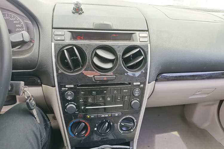 Used Mazda 6 2008 2.0L Automatic Fashion Edition Audio And AC Panel