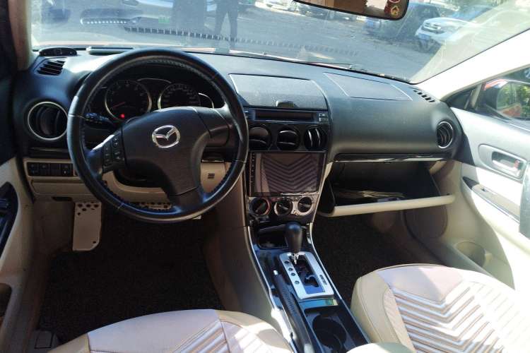 Used Mazda 6 2008 2.0L Automatic Fashion Edition Center Console